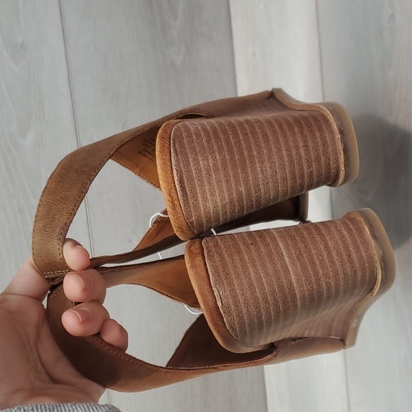 NEW Lucky Brand Womens Lordyn Open Toe Leather Wedge Ankle Shoes sz 10 - Picture 6 of 13